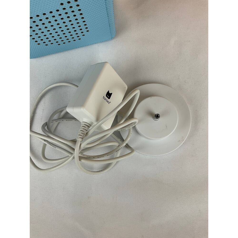 Toniebox Kids Audio Player, Starter Speaker Unit and Charger Only w/ Tote Bag - Picture 3 of 11